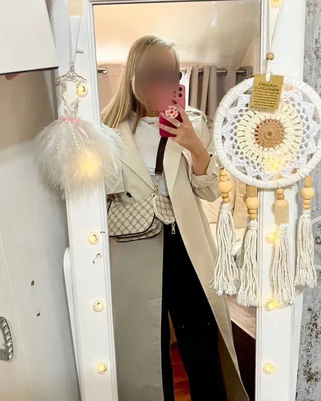 Sabrina - Image 4